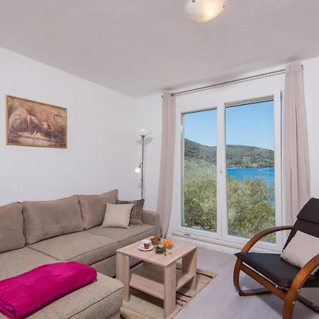 Nice Home In Sokolic With Wifi * Vela Luka