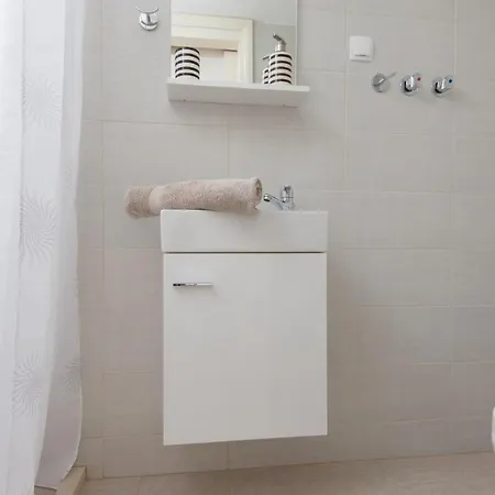 בית נופש Sokolic Bb Cr *