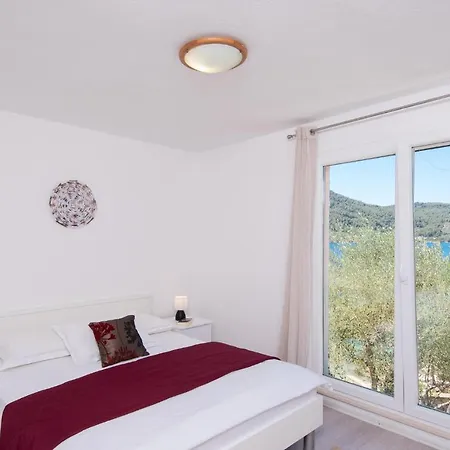 בית נופש Sokolic Bb Cr *